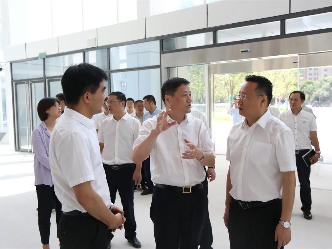 市委副書記、市長王綱，副市長閔云等一行視察浙北醫學中心項目
